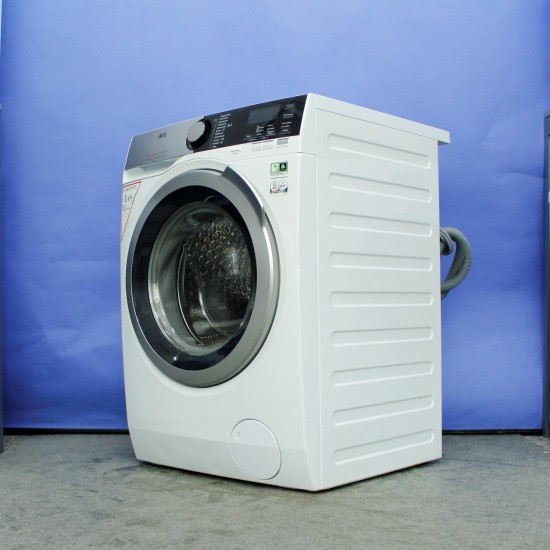 Aeg 8000 Series Lavamat ProSense Technology 1-9 kg